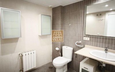 A sunny apartment with lovely wide views and a large terrace.